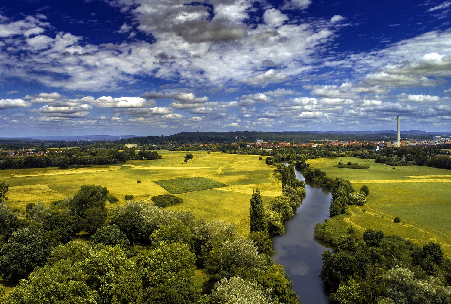 Oktober/S-Bahn Haltestelle Paul-Gossen Straße